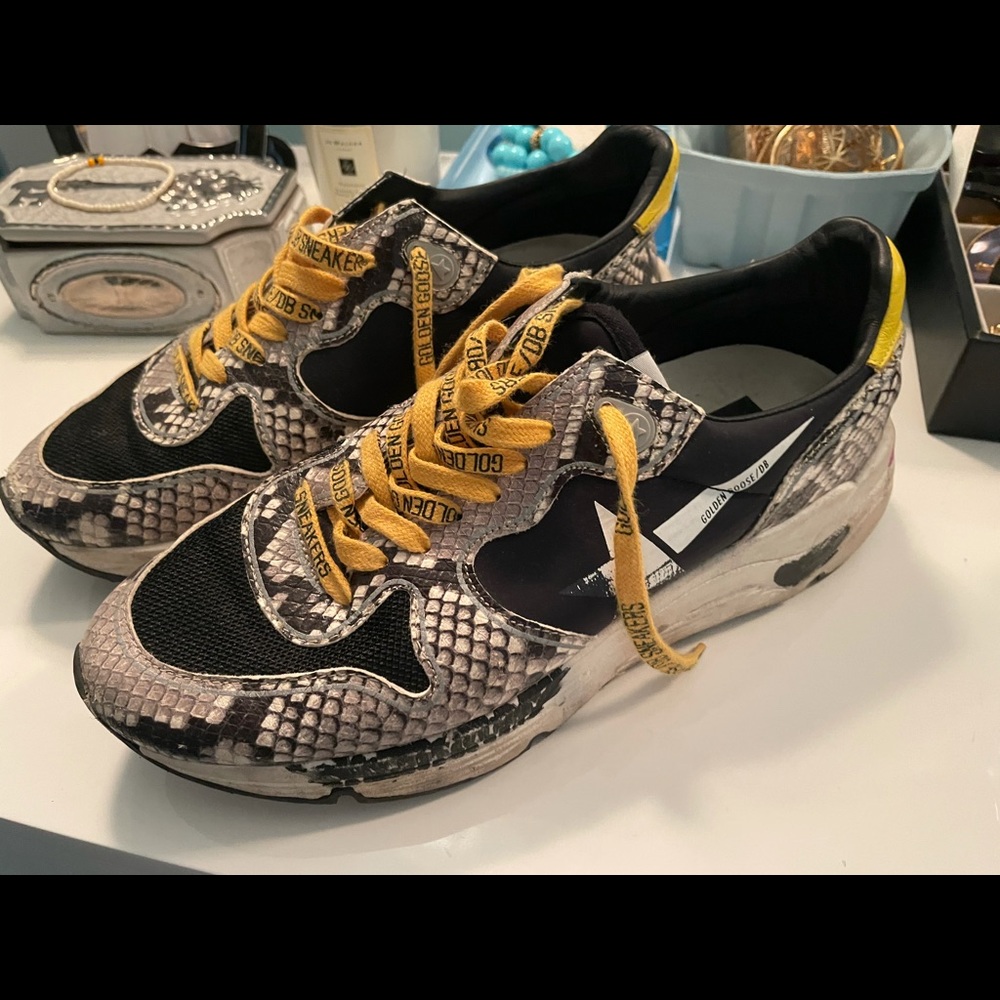 Golden goose runners size 39